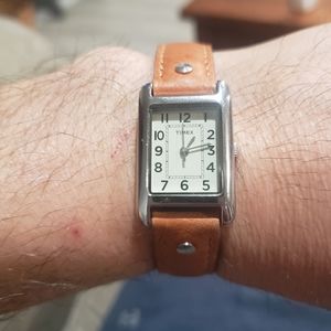 Womens Timex tank style quartz watch